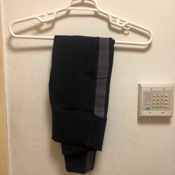 BRAND NEW HIGH-WAISTED WOMEN’S LEGGINGS IN SIZE M - Picture 2 of 7